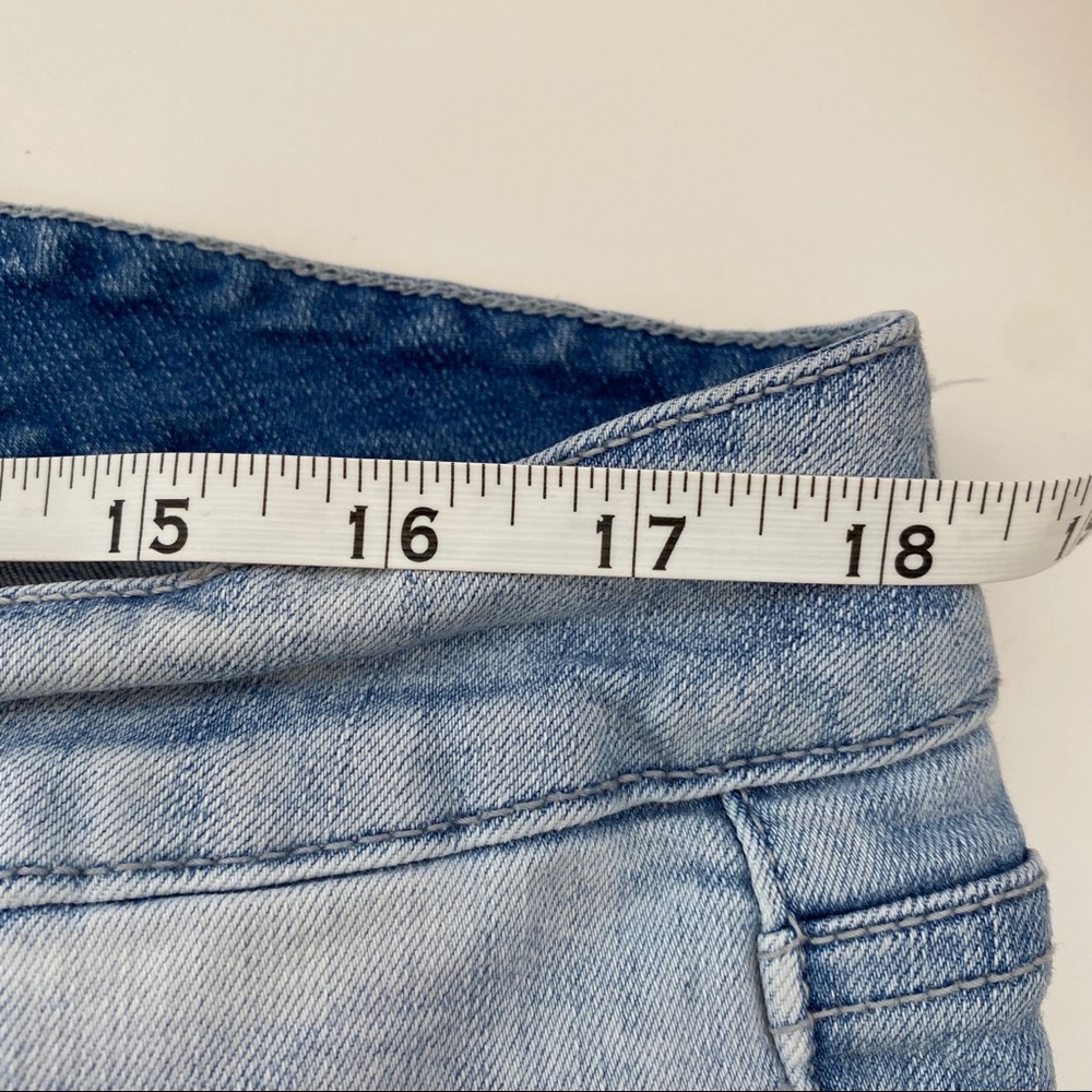 Torrid Denim Distresses Shorts We Swear by the Fit - Picture 11 of 13